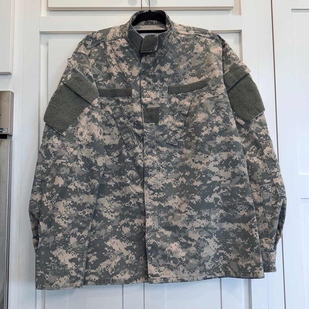 U.S Army ACU Combat Jacket Large Extra Long UCP Digital Camo